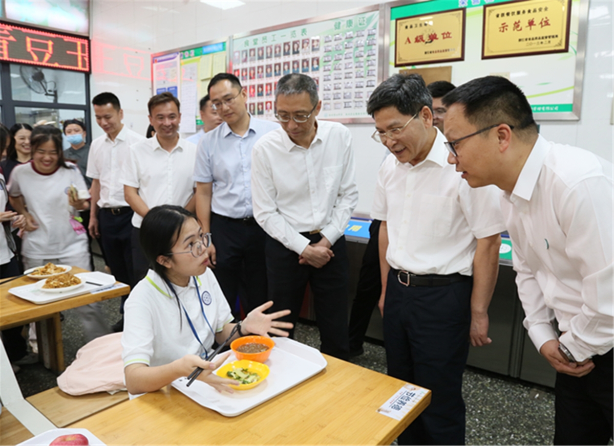 正文1.jpg 正文1.jpg